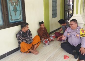 Eratkan  Silaturahmi & Komunikasi aktif, Bhabinkamtibmas  Polsek Bojonegara  laksanakan  Commander Wish Kapolda Banten  melalui “Rukun Ulama Umaro”