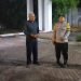 Personil Bhabinkamtibmas Sambangi dan silaturahmi Petugas Ronda Perumahan Cilegon Park Cibeber