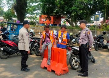 Cegah C3 Anggota Polsek Rangkasbitung Polres Lebak Cek Parkiran di Alun-Alun Rangkasbitung