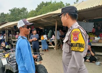 Pengamanan personil Polsek Anyar Polres Cilegon Polda Banten pada Pantai diwilayah Kec. Anyar