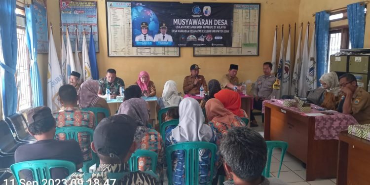 Sambang Desa, Wujud Kedekatan Bhabinkamtibmas Polsek Cikulur Polres Lebak Dengan Warga