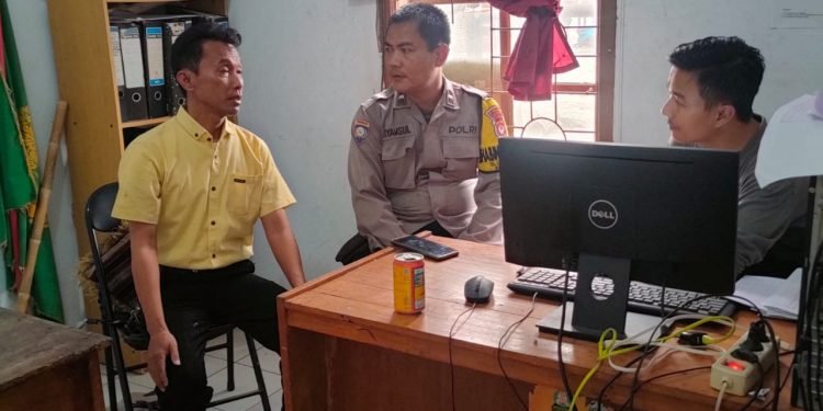 Kedekatan Polri dengan Masyarakat Bhabinkamtibmas Polsek Anyar Polres Cilegon Polda Banten Sambang Dialogis