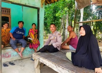 Bhabinkamtibmas Polsek Rangkasbitung Polres Lebak Jalin Kekeluargaan Dengan Warga Masyarakat