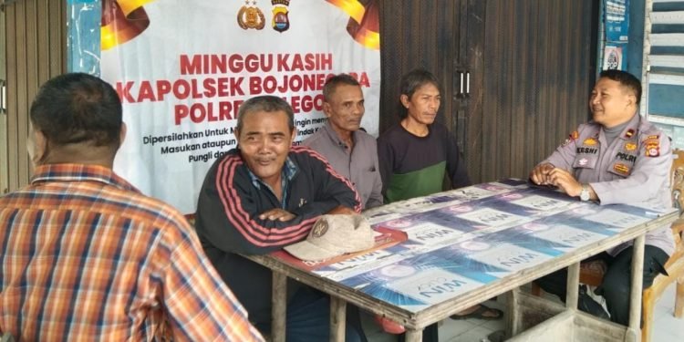 Melalui Minggu Kasih, Kanit Binmas Beserta Anggota Bhabinkamtibmas Polsek Bojonegara Polres Cilegon Polda Banten Tampung Berbagai Aspirasi, Saran Dan Kritik