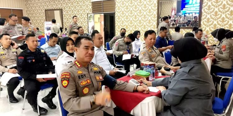 Ditlantas Polda Banten Gelar Donor Darah Dalam Rangka Hari Lalu Lintas Bhayangkara ke-68