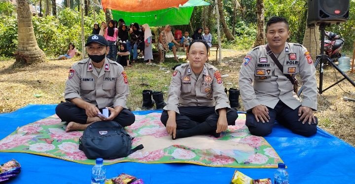 Personil Polsek Panggarangan Polres Lebak Laksanakan Giat Pemberian Materi Tentang Kenakalan Remaja Dan bahaya Narkoba Di Bumi Perkemahan Kp. Cijengkol Barunai