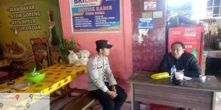 Wujudkan Keakraban, Bhabinkamtibmas Polsek Malingping Polres Lebak Sambangi Warga