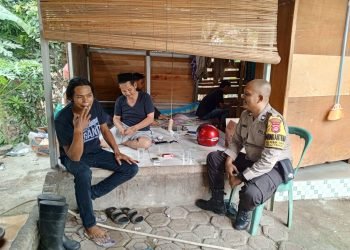 Dekati Warganya, Bhabinkamtibmas Polsek Ciwandan Polres Cilegon Polda Banten Laksanakan Anjangsana