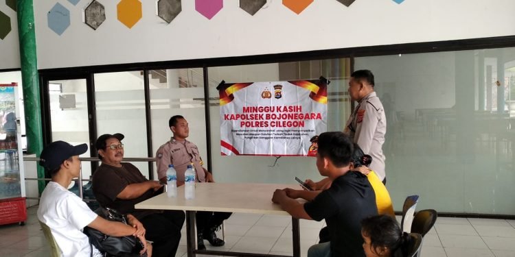 Melalui Minggu Kasih, Kanit Binmas Beserta Anggota Bhabinkamtibmas Polsek Bojonegara Polres Cilegon Polda Banten Tampung Berbagai Aspirasi, Saran Dan Kritik