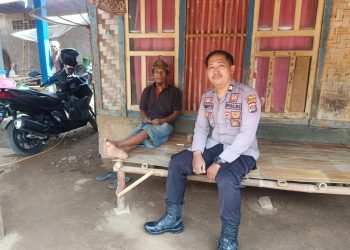 Bhabinkamtibmas Polsek Wanasalam Lakukan Sambang Desa, Jalin Hubungan baik dengan warga