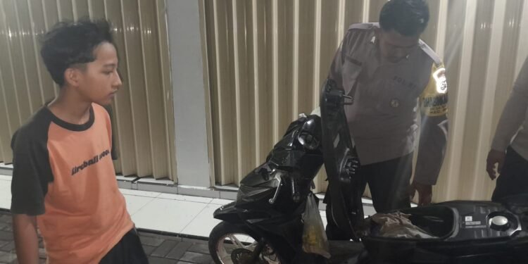 Antisipasi 3C (Curat, Curas, Curanmor), Gank Motor, Polsek Mancak Polres Cilegon Polda Banten laksanakan Patroli Mobile Blue Light dan Dialogis di kewilayahan Kec. Mancak