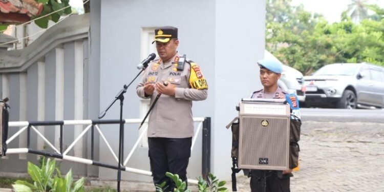 Polres Cilegon laksanakan apel  pergeseran pasukan