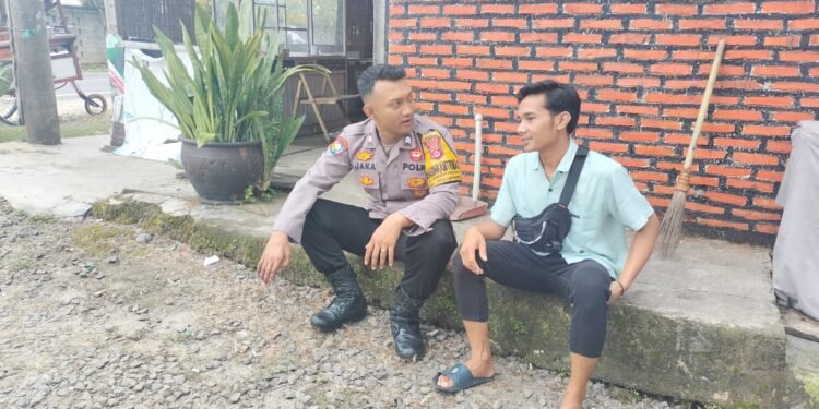 Sampaikan Pesan Kamtibmas Melalui Sambang Dialogis Polsek Puloampel Polres Cilegon Polda Banten