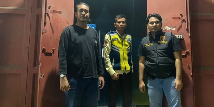 Antisipasi Kejahatan Jalanan  Satsamapta Polres Serang Gelar Blue Light Patrol di Jalan Arteri Serang  Tangerang