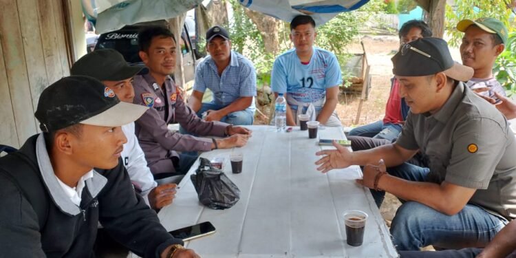 Bhabinkamtibmas Polsek Cimarga Polres Lebak Rutin Silaturahmi Dengan Warga Desa Binaannya