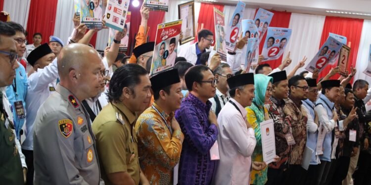 Polda Banten Amankan Rapat Pleno Terbuka Pengundian Nomor Urut Pasangan Calon Gubernur dan Wakil Gubernur Provinsi Banten Tahun 2024