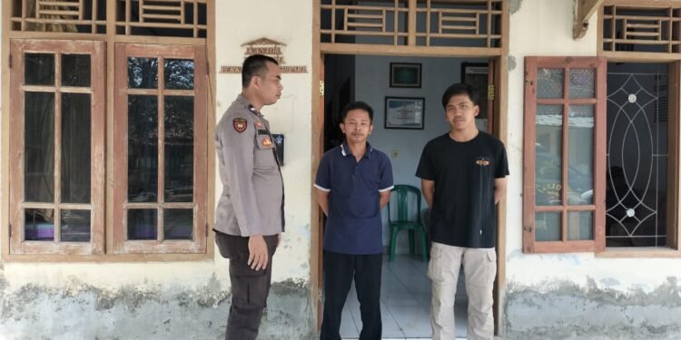 Giat Patroli Dialogis Kanit Samapta Polsek Cimarga Polres Lebak