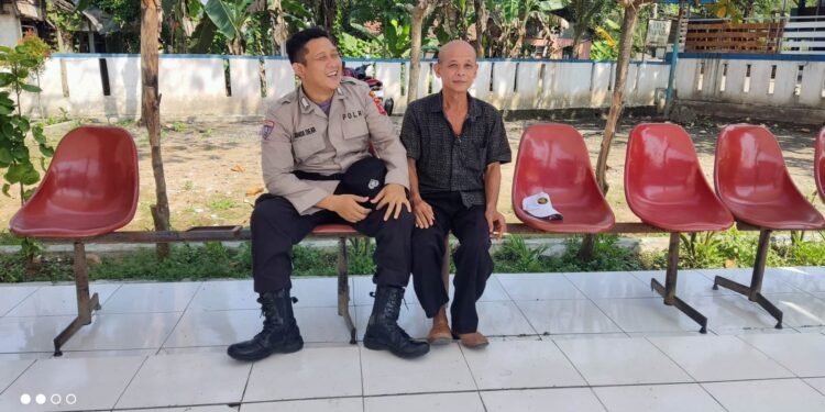 Pelihara kamtibmas, Kaspkt 3 Polsek Cimarga Polres Lebak Sambangi Warga Desa Sudamanik