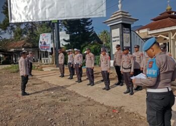 Apel Penyekatan Kapolsek Cadasari IPTU Widi Utomo Menyambut Pelantikan Presiden dan Wakil Presiden serta Pilkada Serentak 2024