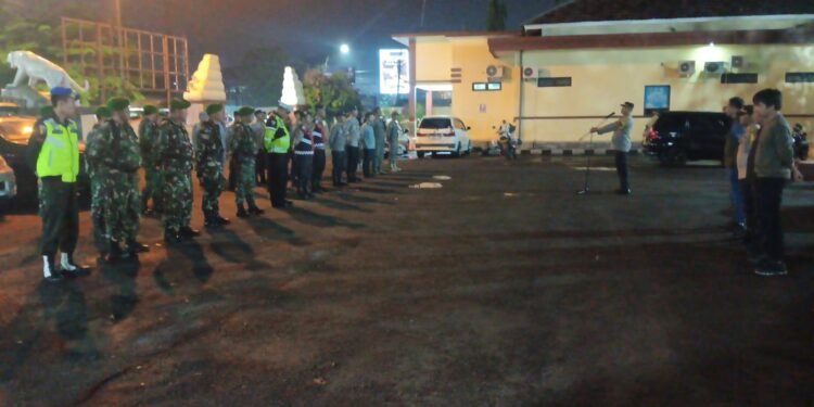Kapolsek Rangkasbitung Dampingi Kabagops Polres Lebak Apel Skala Besar Patroli KRYD