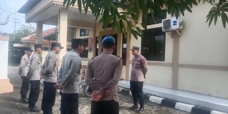 Pimpin Apel Pagi, Kanit Samapta Cimarga Polres Lebak Berikan APP