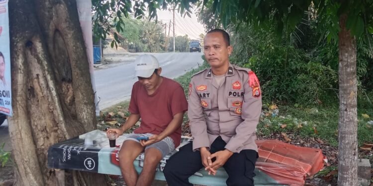 Harkamtibmas Kondusif,Anggota Polsek Cimarga Polres Lebak Sambang Kepada Warga