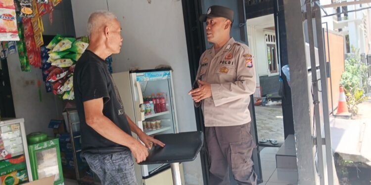 Bhabinkamtibmas Polsek Rangkasbitung Polres Lebak Sapa Warga