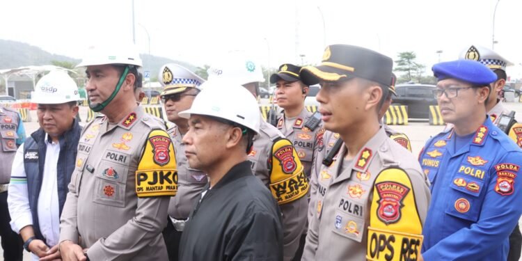 Kapolda Banten Tinjau Kesiapan Pelabuhan Merak dan Pelindo II Ciwandan untuk Ops Lilin 2024