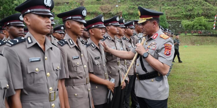 Sebanyak 405 Siswa SPN Polda Banten Resmi Dilantik Menjadi Bintara Polri