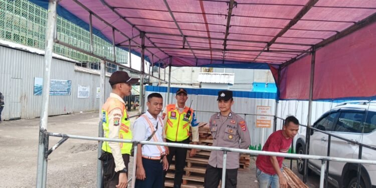 Bhabinkamtibmas Polsek Rangkasbitung Polres Lebak Patroli Dialogis Temui PKD Stasiun KAI Rangkasbitung