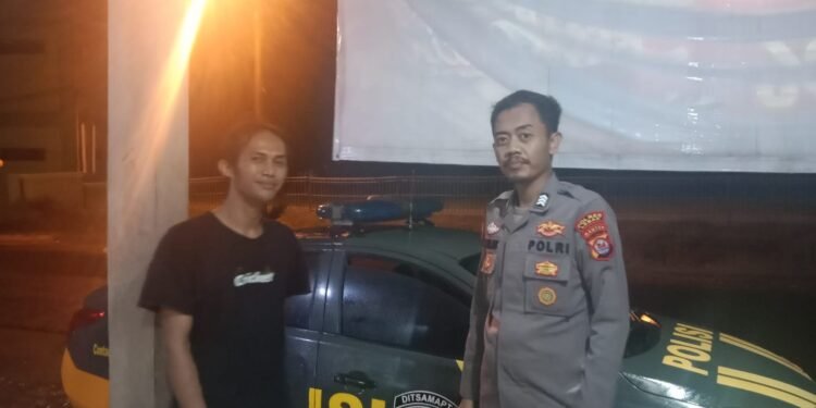 Pikat SPKT1 Polsek Cimarga Polres Lebak Laksanakan Patroli Pemukiman Dan Waralaba