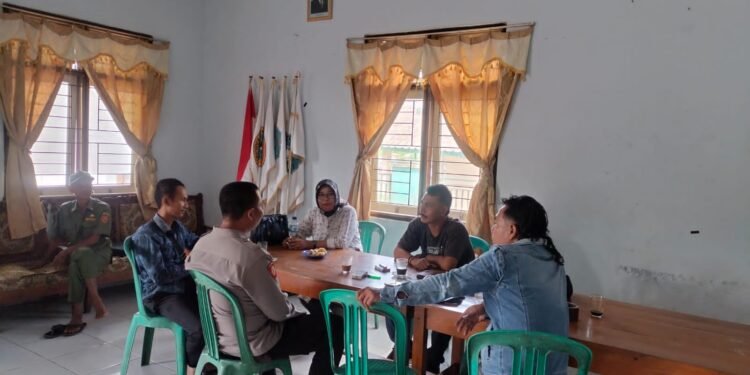 Unit Samapta Polsek Cimarga Polres Lebak Patroli Dan Silaturahmi Ke Kantor Desa Margajaya