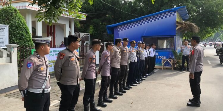 Pastikan Aman, Polres Lebak Laksanakan Pengamanan Perayaan Natal di Gereja Kristen Pasundan Rangkasbitung