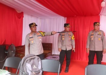 Kapolres Pandeglang AKBP Oki Bagus Setiaji Gelar Pengecekan Pos Pengamanan Operasi Lilin Maung 2024