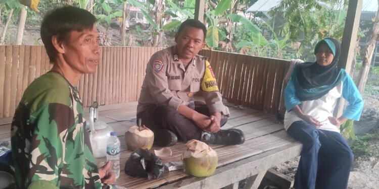 Jalin Silaturahmi Bhabinkamtibmas Polsek Anyar Laksanakan Sambang Kamtibmas