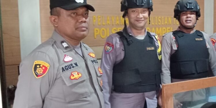 Pengamanan Markas Polsek Puloampel Antisipasi Gangguan dari Luar