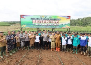 Dukung Swasembada Pangan Presiden RI, Polda Banten Laksanakan Gerakan Penanaman Jagung 1 Juta Hektar