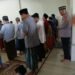 Kanit Binmas Polsek Rangkasbitung Polres Lebak Dan Bhabinkamtibmas  Melaksanakan Giat Program Sholat Jumat Keliling