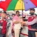 Indahnya Berbagi Saat Bulan Ramadhan,Personel Satsamapta Polres Serang  Bagi Bagi Takjil