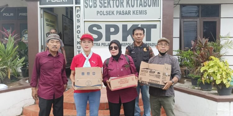 Ferdiyanto Ketua FRN DPC Kabupaten Tangerang Memimpin Lngsung dan Turun ke Jalan Dalam Pembagian Takjil