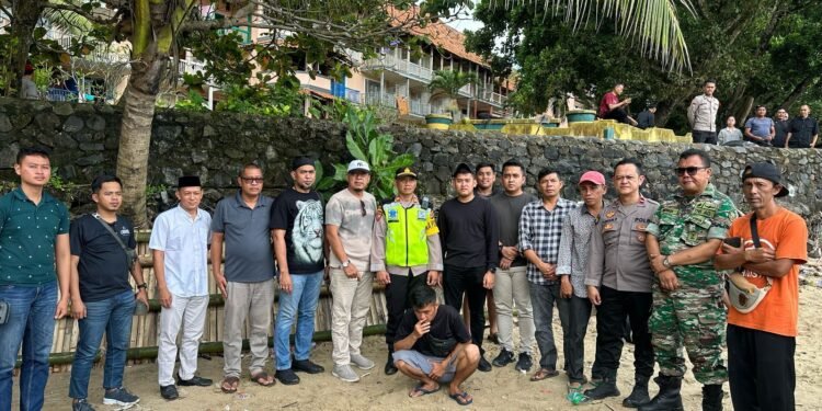Tim Gabungan Polda Banten Tangkap Pelaku Pungli di Jembatan Pantai Carita Pandeglang
