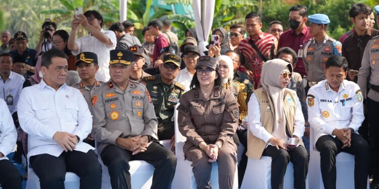 Wakapolda Banten Hadiri Peluncuran Musdesus Pembentukan Koperasi Desa Merah Putih di Pandeglang