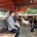 Sampaikan Imbauan, Bhabinkamtibmas Polsek Ciwandan Patroli Kelapak Penjual Hewan Qurban