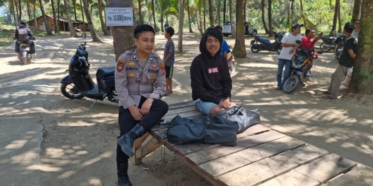 Dalam Rangka Cooling System Personel Polsek Bayah Polres Lebak Laksanakan Patroli Kamtibmas