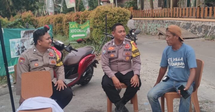 Sosialisasi Kamtibmas, Bhabinkamtibmas Polsek Cibeber Sambangi  warga sambiranggon