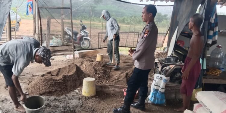 Giat Sambang Anggota Polsek Cimarga Polres Lebak Ke Warga