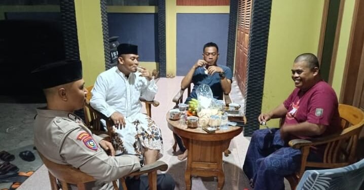 Bhabinkamtibmas Sambangi Tokoh Masyarakat di Kelurahan Pabean