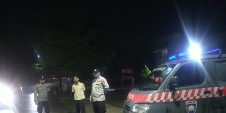 Personil Polsek Balaraja Melaksanakan Patroli di Malam Hari Antisiapasi Gangguan Kamtibmas