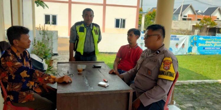 Untuk Mempererat Tali Silaturahmi Bhabinkamtibmas Polsek Maja Polres Lebak Laksanakan Sambang