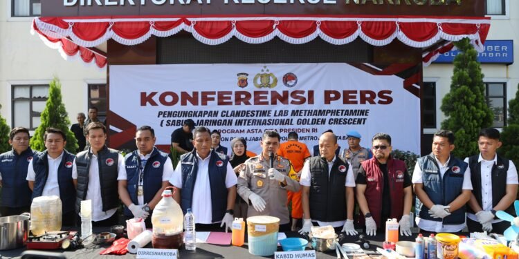Polda Jabar Ungkap Laboratorium Pembuatan Sabu Jaringan Internasional
